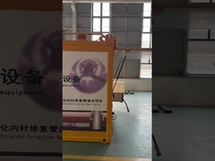 UV-CIPP-Ausrüstung installiert Kleindiameter Abwasserkanal repariert ohne Ausgraben